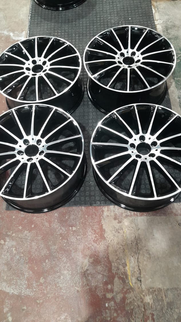 Workshop photo 0018 alloy wheel refurbishment photo