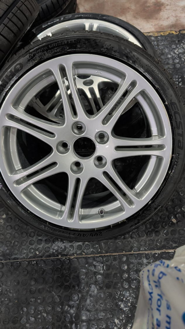Workshop photo 0035 alloy wheel refurbishment photo