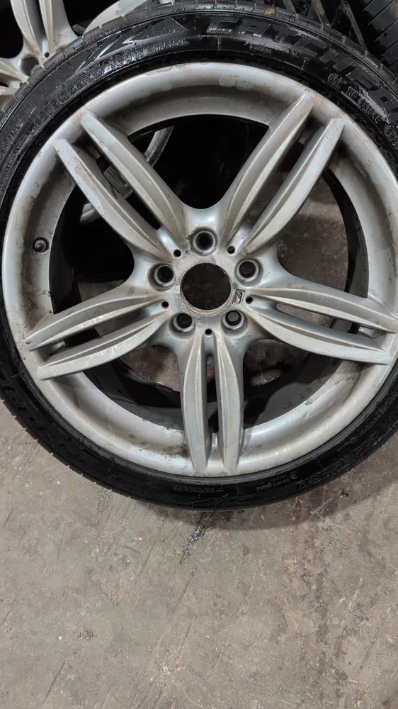 Rim edge condition detail